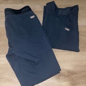 Dark Harbor- limited edition Fig set